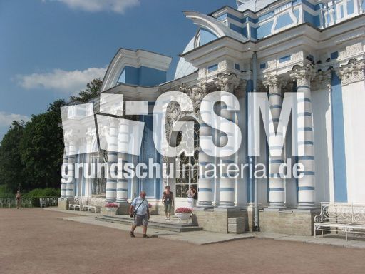 095 Katharinenpalast Parkseite.JPG